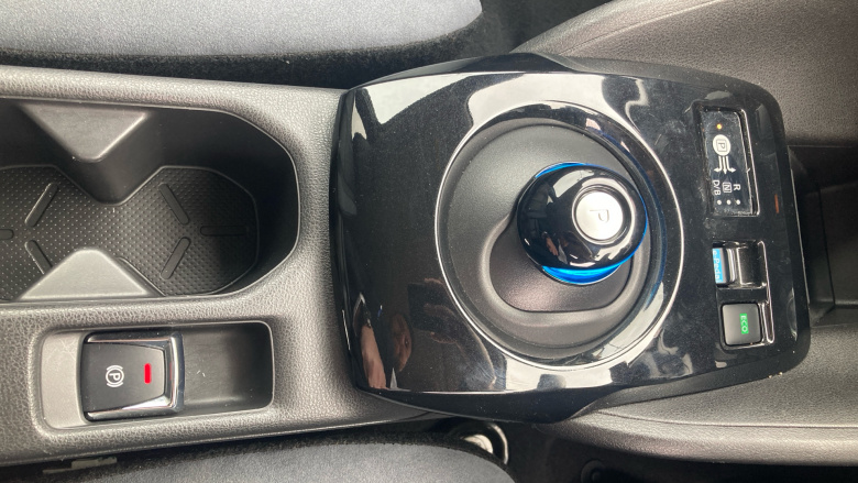 Nissan LEAF 110kW Tekna 40kWh 5dr Auto Electric Hatchback